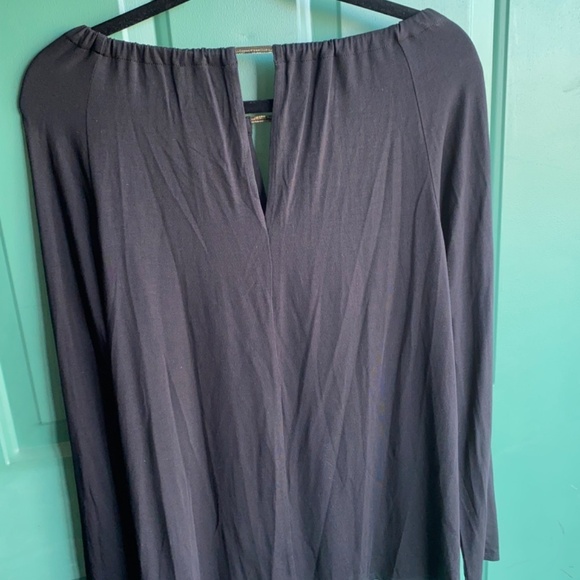 Ella Miss size medium soft black top - Picture 7 of 7